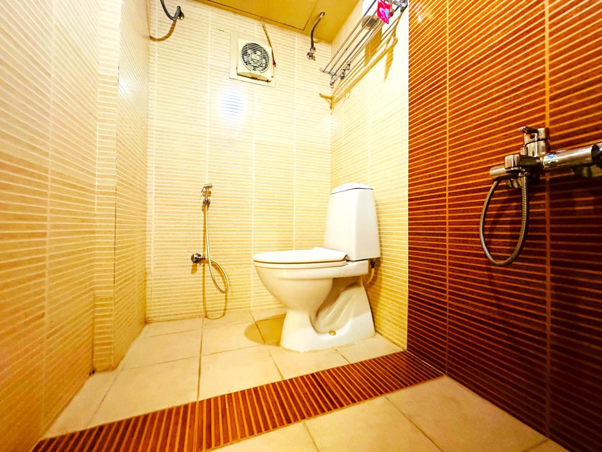 Aundh Elite Stay Пюн Екстериор снимка